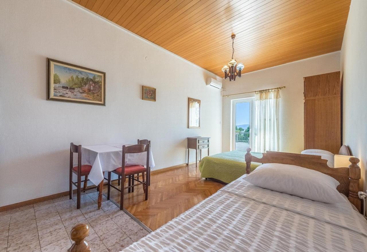 Apartments Kod Cara لوكفا روجوزنيكا المظهر الخارجي الصورة